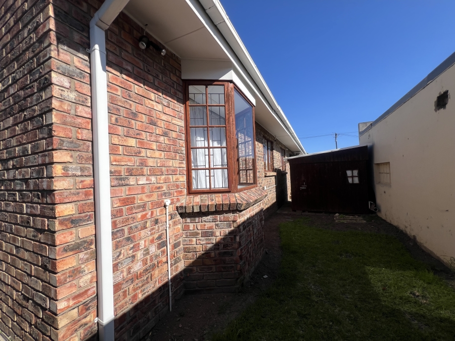 3 Bedroom Property for Sale in Berea Eastern Cape